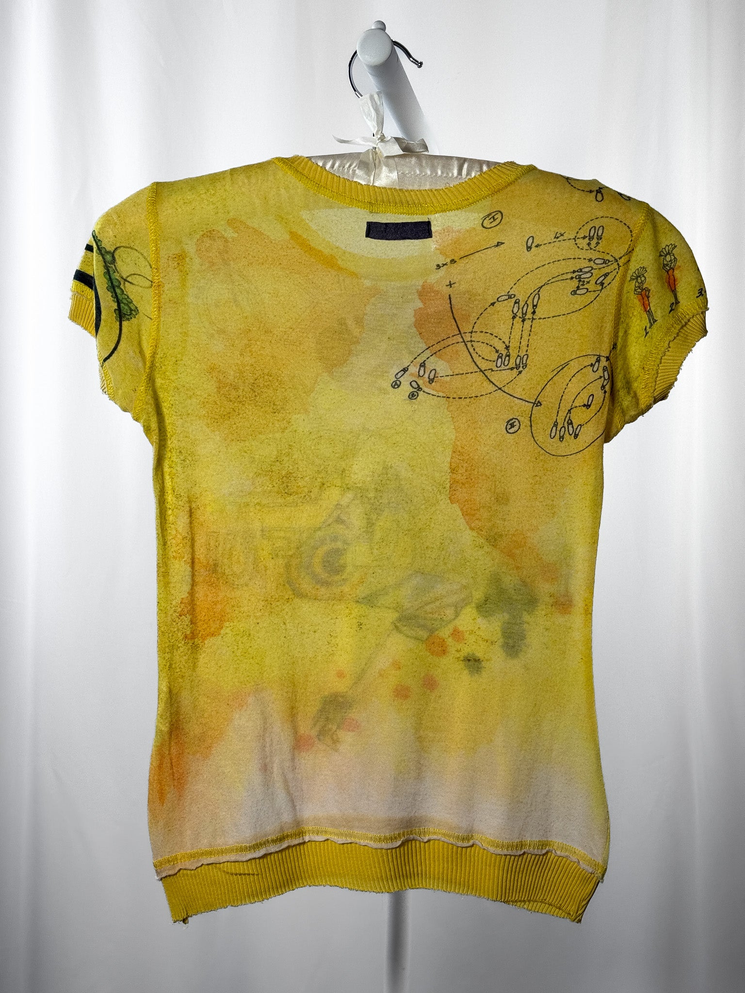 Pinko 2000s Yellow Illustrated Girl Print Cotton Cashmere Tee - S