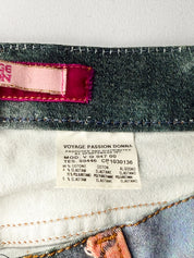 Voyage Passion 2000s Romantic Embrace Print Flare Jeans - S/M