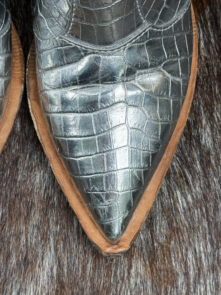 Fendi Fall 2018 Limited Edition Silver Cowboy Boots