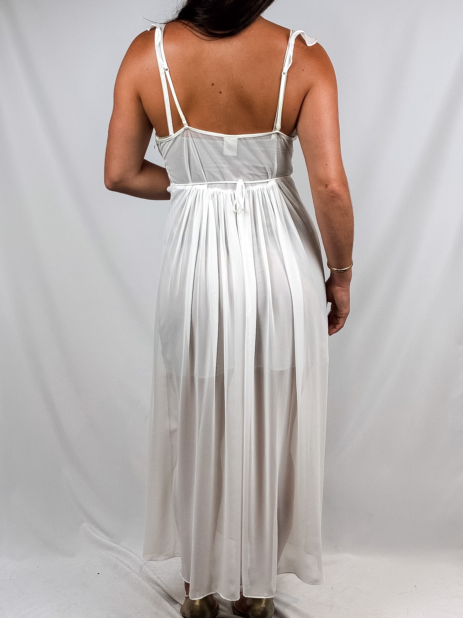 In Bloom by Jonquil Ivory Floral Embroidered Chiffon Robe and Slip Set - M