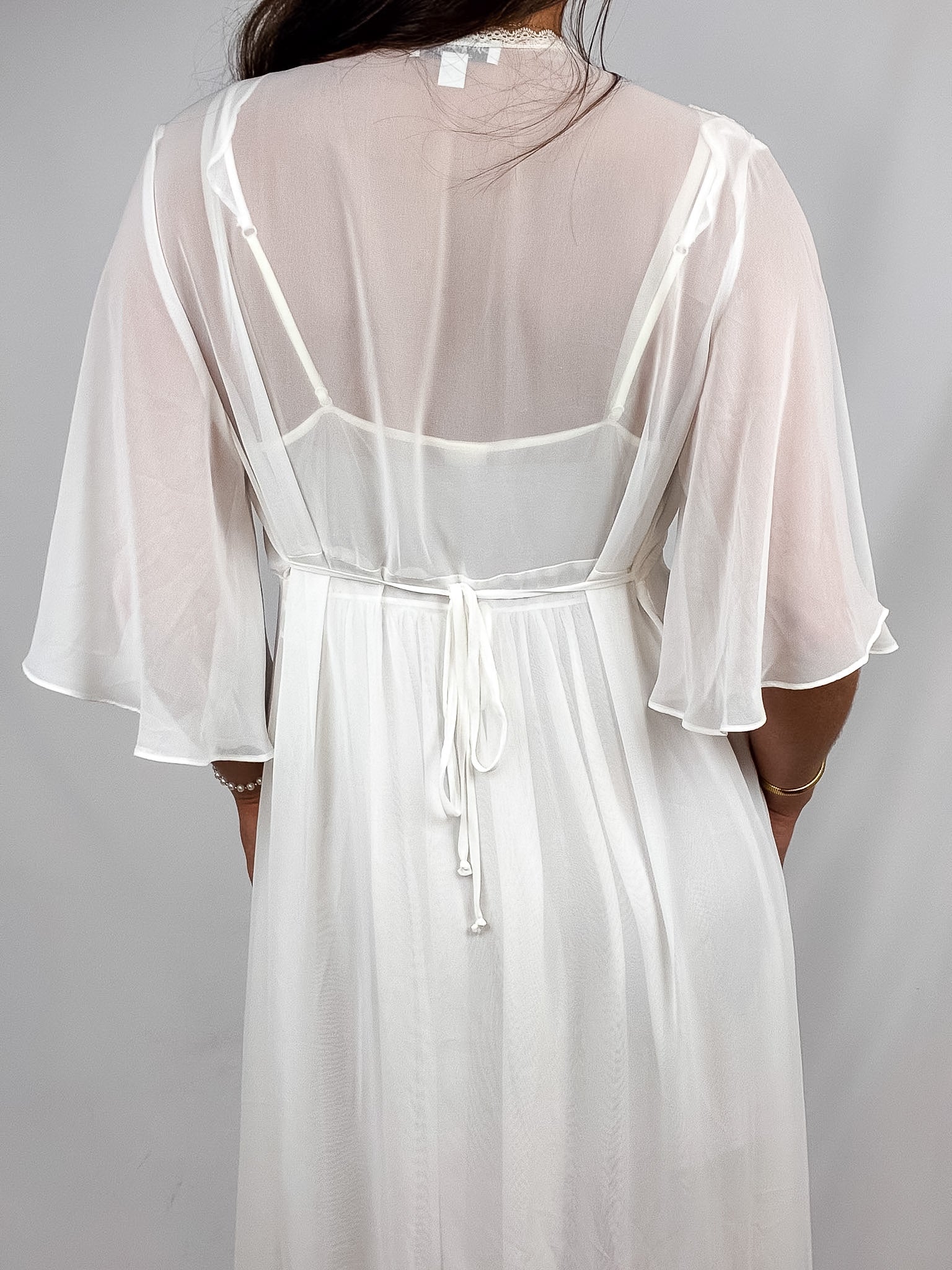 In Bloom by Jonquil Ivory Floral Embroidered Chiffon Robe and Slip Set - M