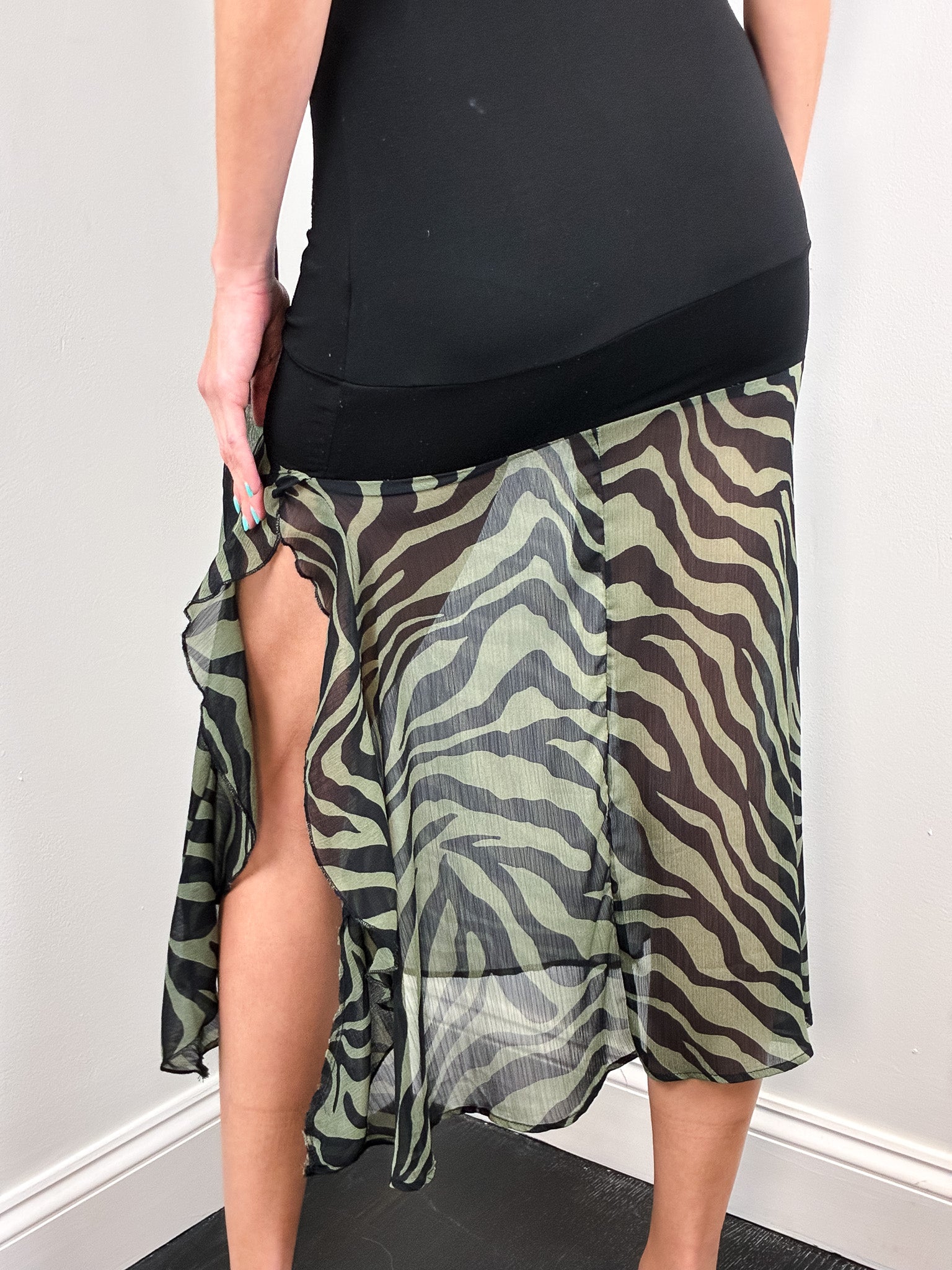 2000s Black Jersey and Khaki Zebra Chiffon Drop Waist Dress - S-L