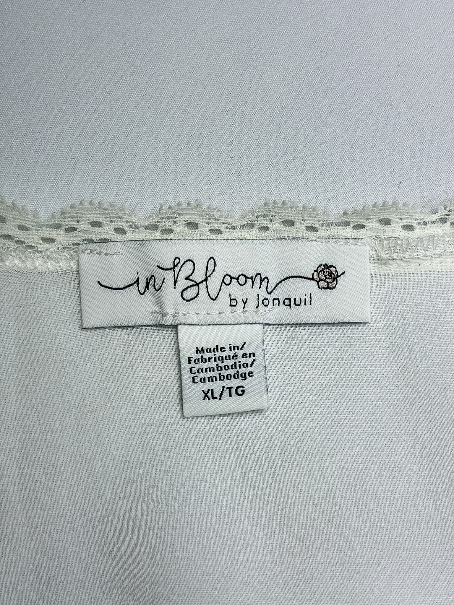 In Bloom by Jonquil Ivory Floral Embroidered Chiffon Robe and Slip Set - M