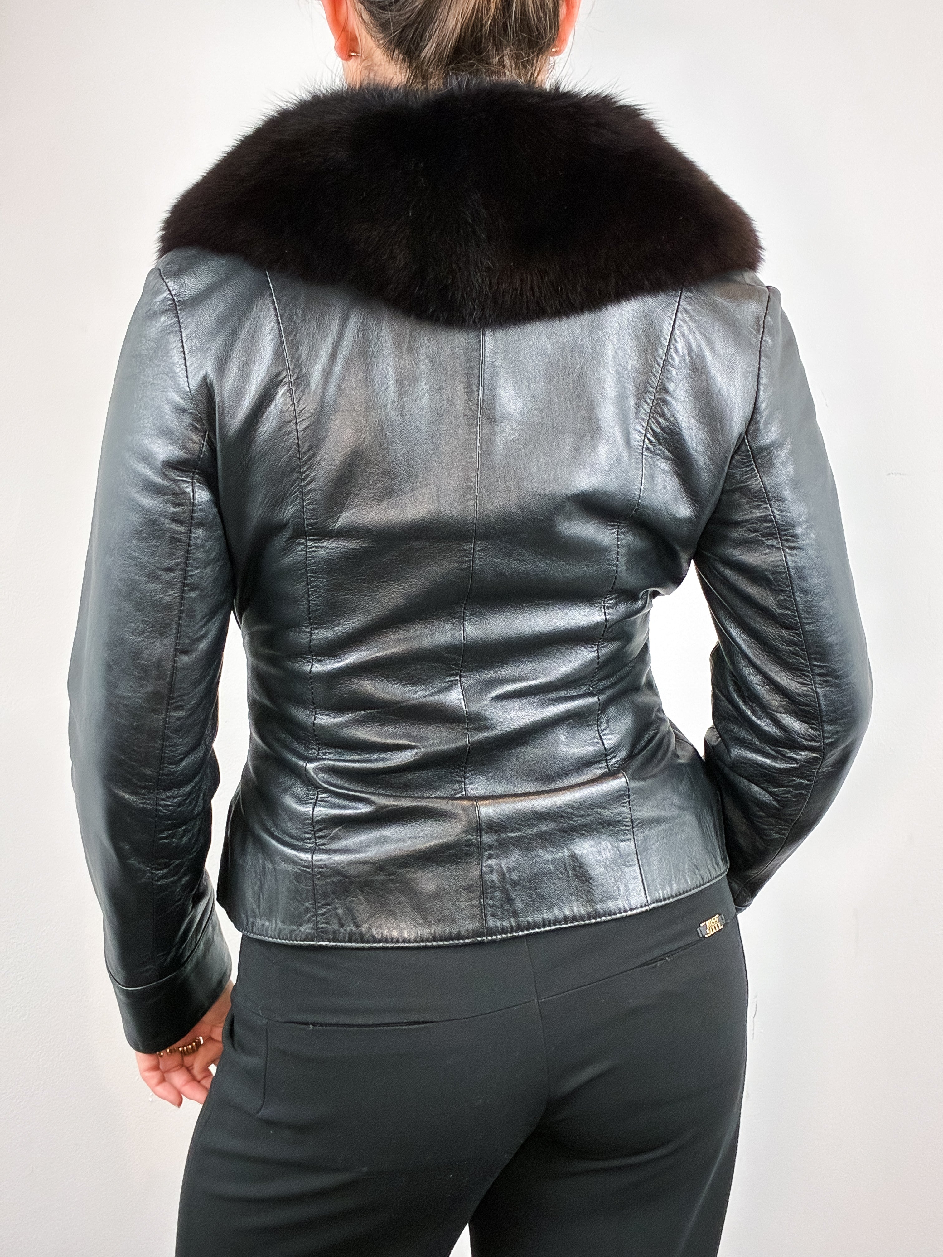 2000s Black Leather Real Fur Shawl Collar Belted Jacket - M