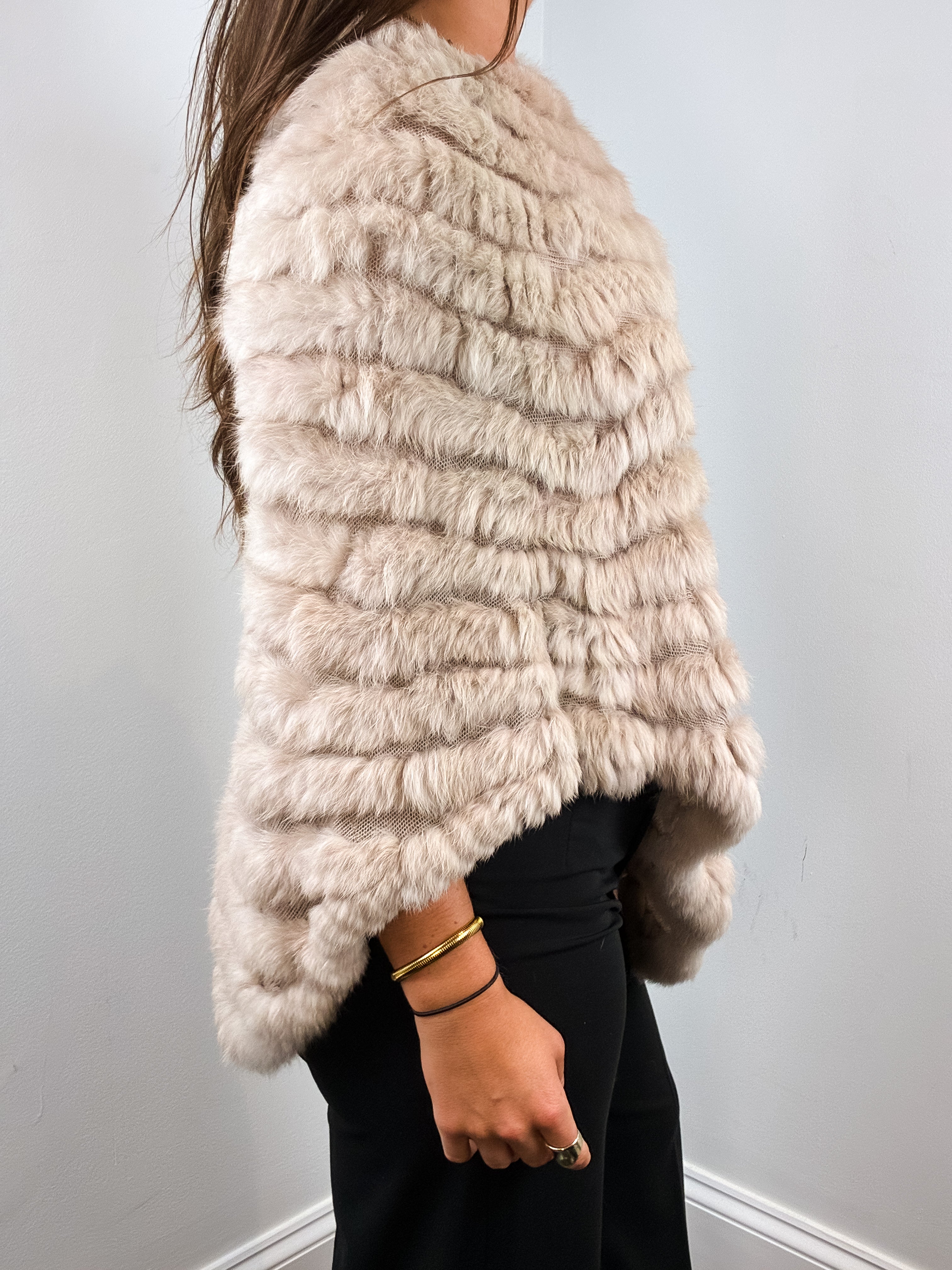 Luca Giordani 2000s Beige Rabbit Fur Knit Poncho - OS