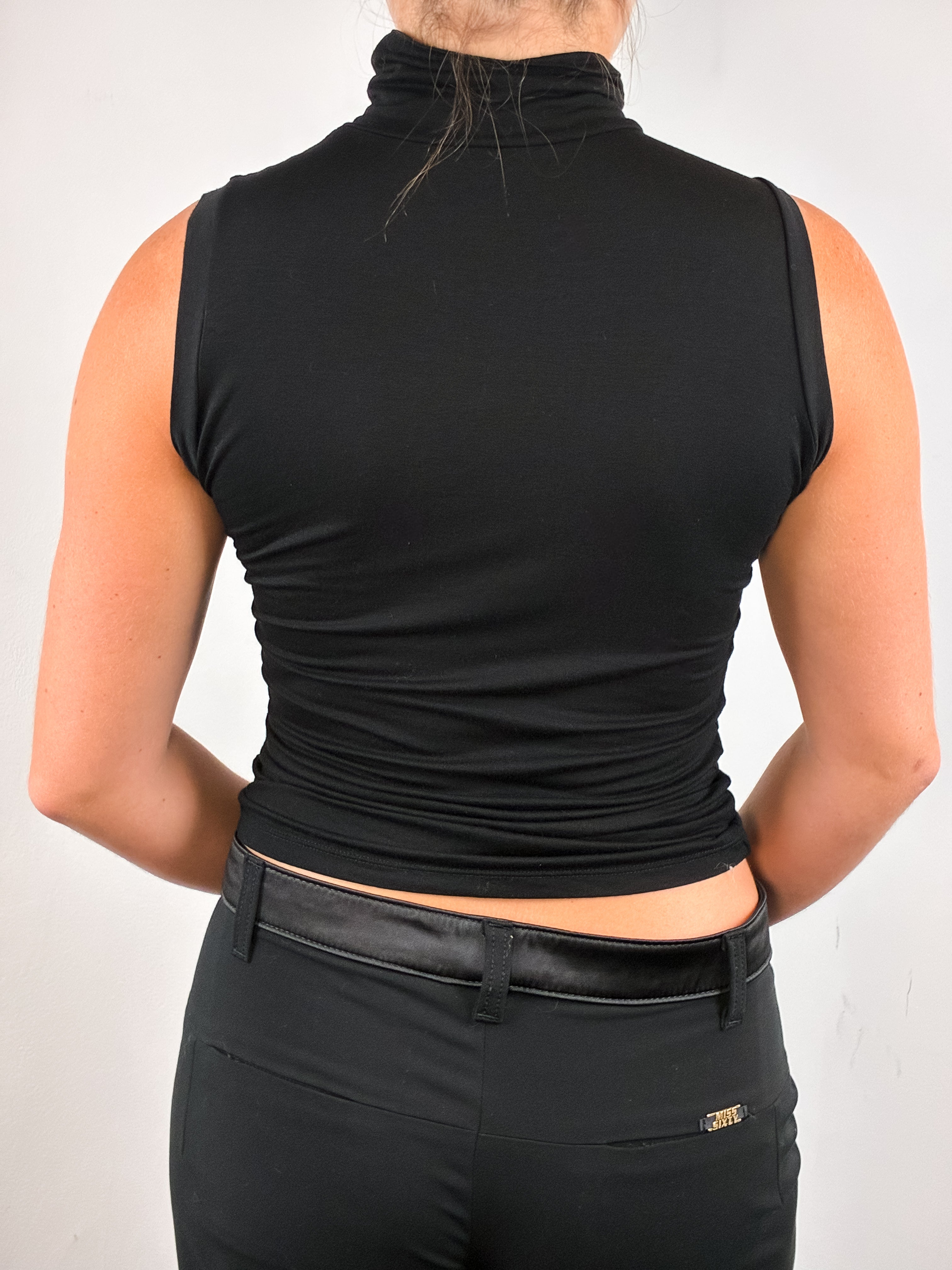 2000s Black Rhinestone Sleeveless Turtleneck Top - M