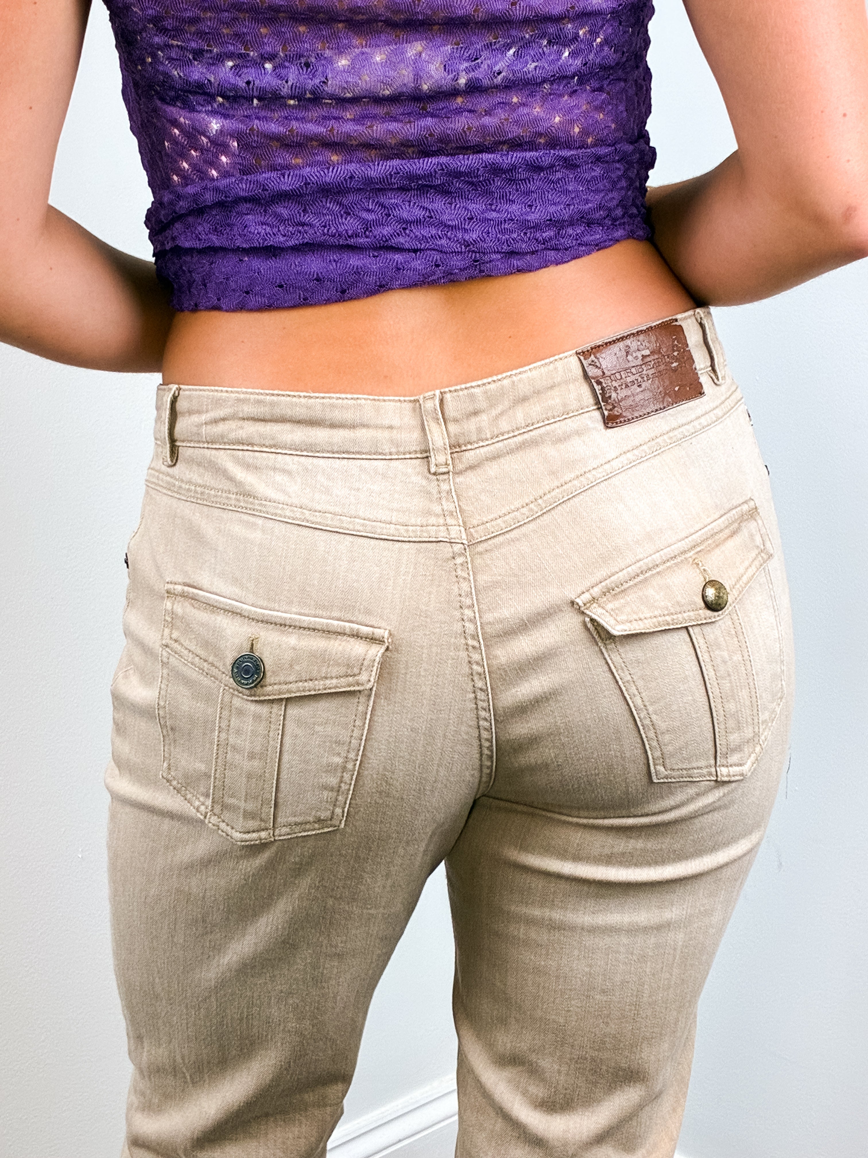 Burberry London 2000s Stone Mid Rise Flap Pocket Jeans - W33