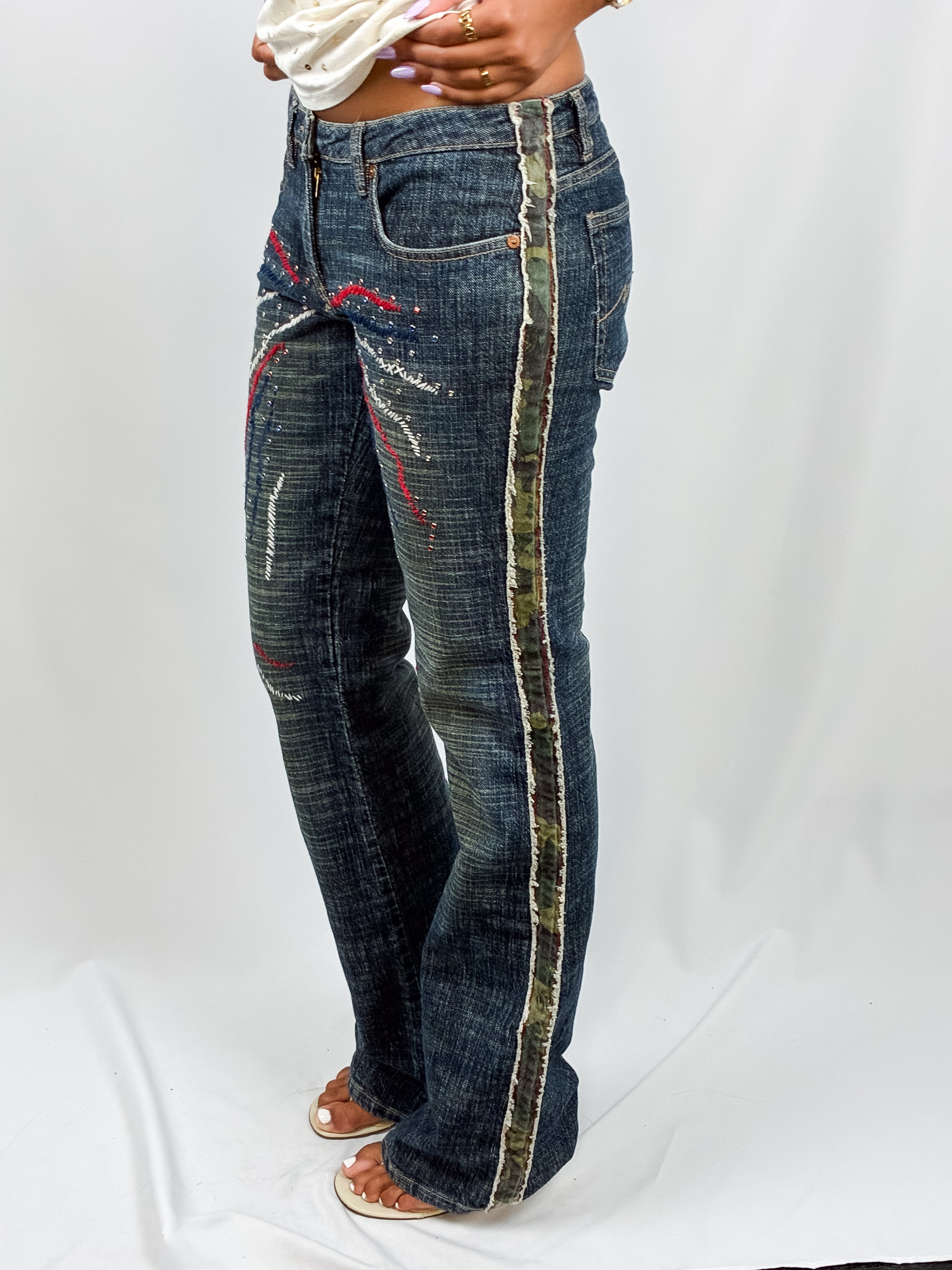 Parasuco 2000s Camo Panel Embroidered Flare Jeans - W30