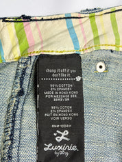 Luxirie by LRG 2000s Light Wash Leather Applique Capri Jeans - W29