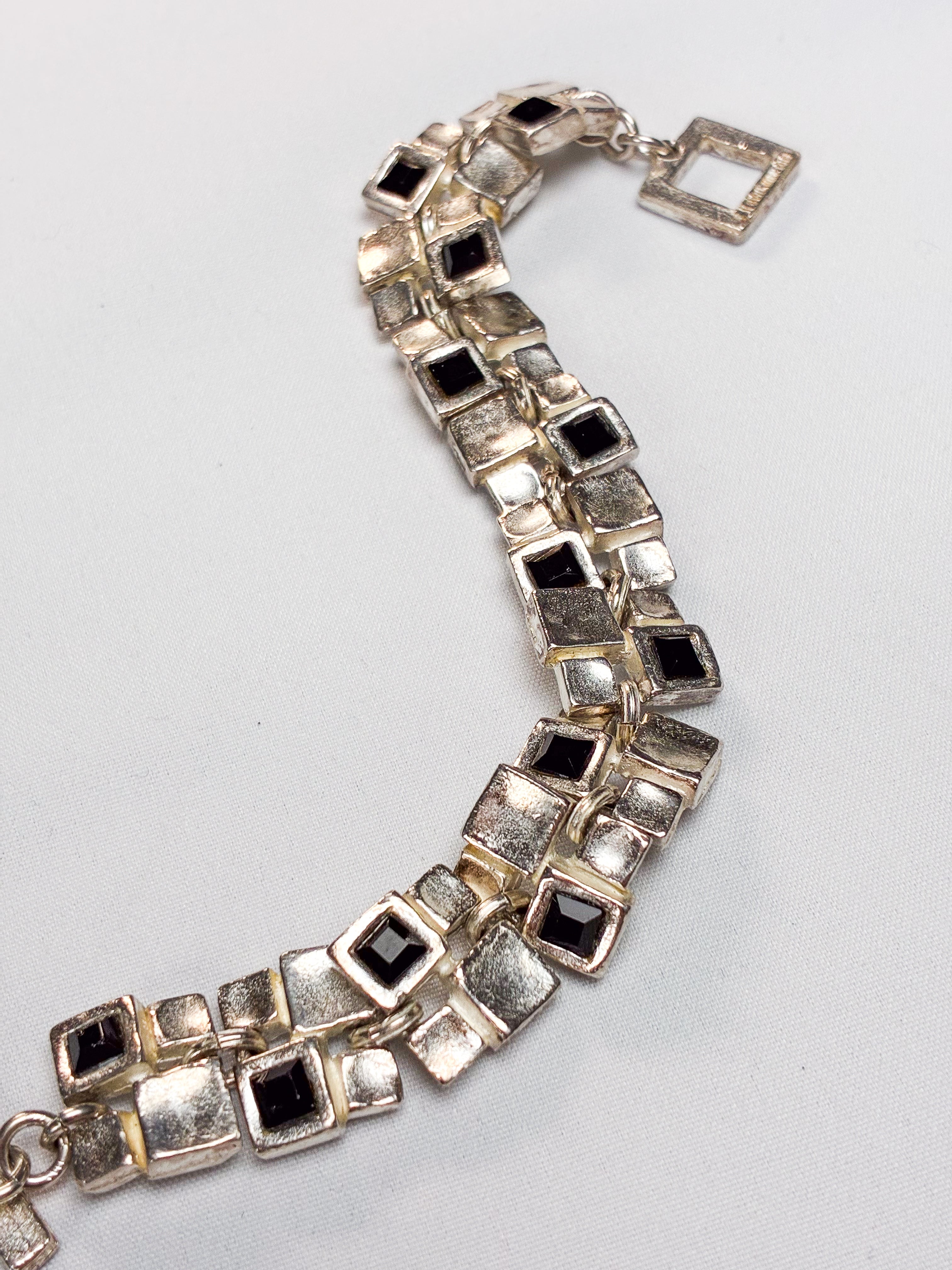 Il Etait Une Fois 1990s Silver-Tone Square Link Black Crystal Bracelet
