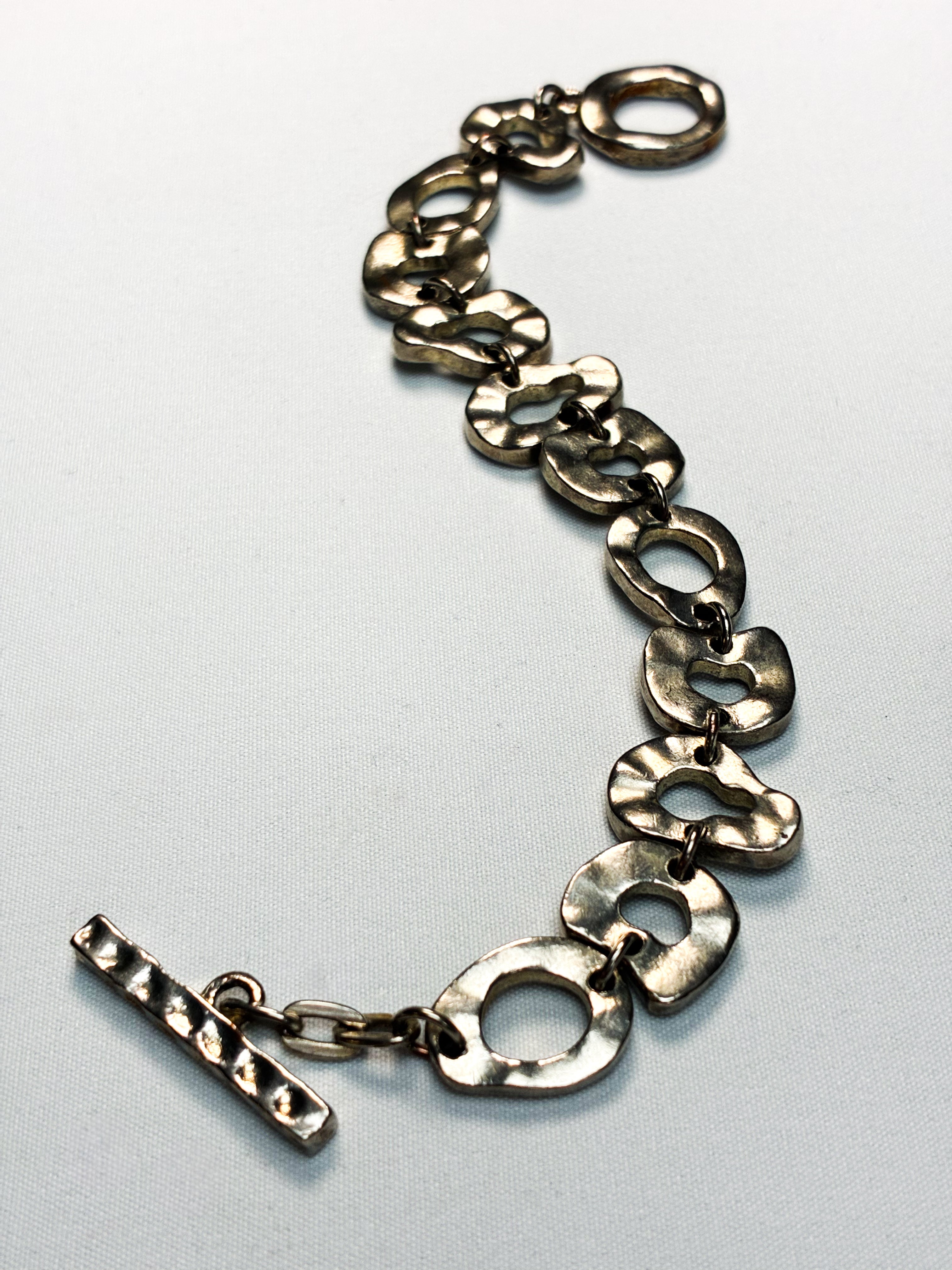 Biche de Bère 1990s Silver-Tone Hammered Ring Link Bracelet