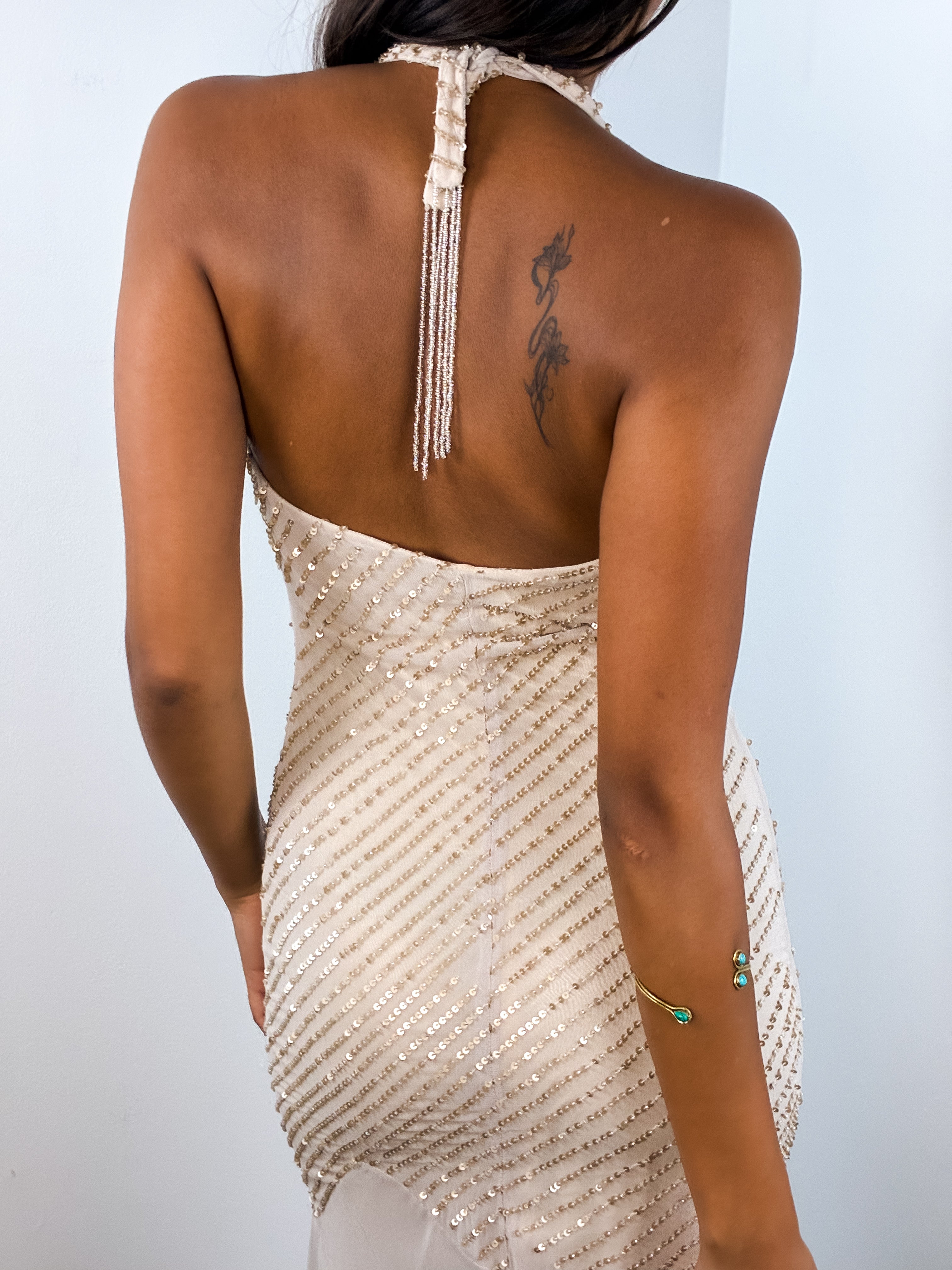 2000s Champagne Sequin Chiffon Halter Midi Dress - XS/S