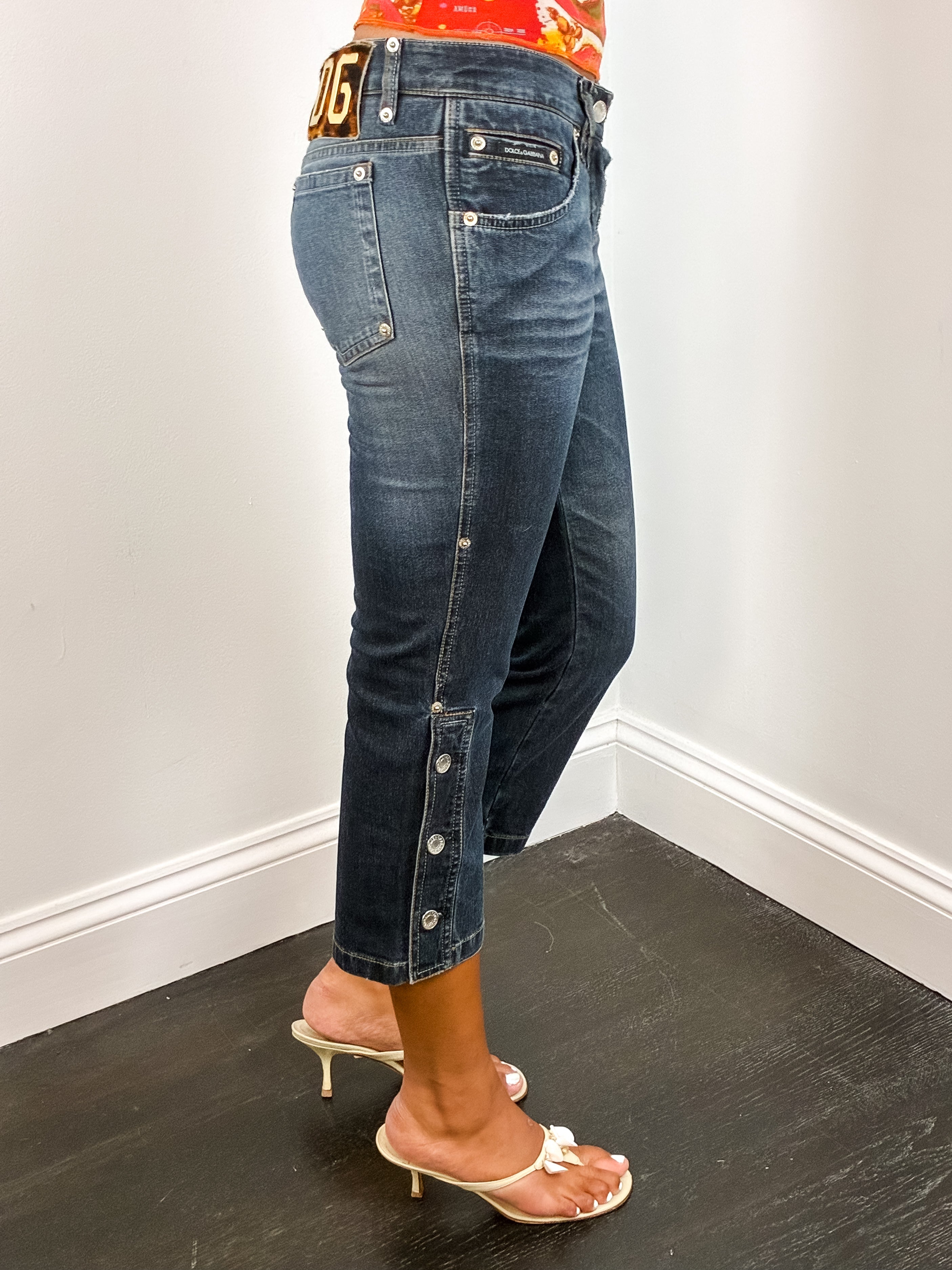 Dolce & Gabbana 2000s Dark Wash Capri Jeans - W26