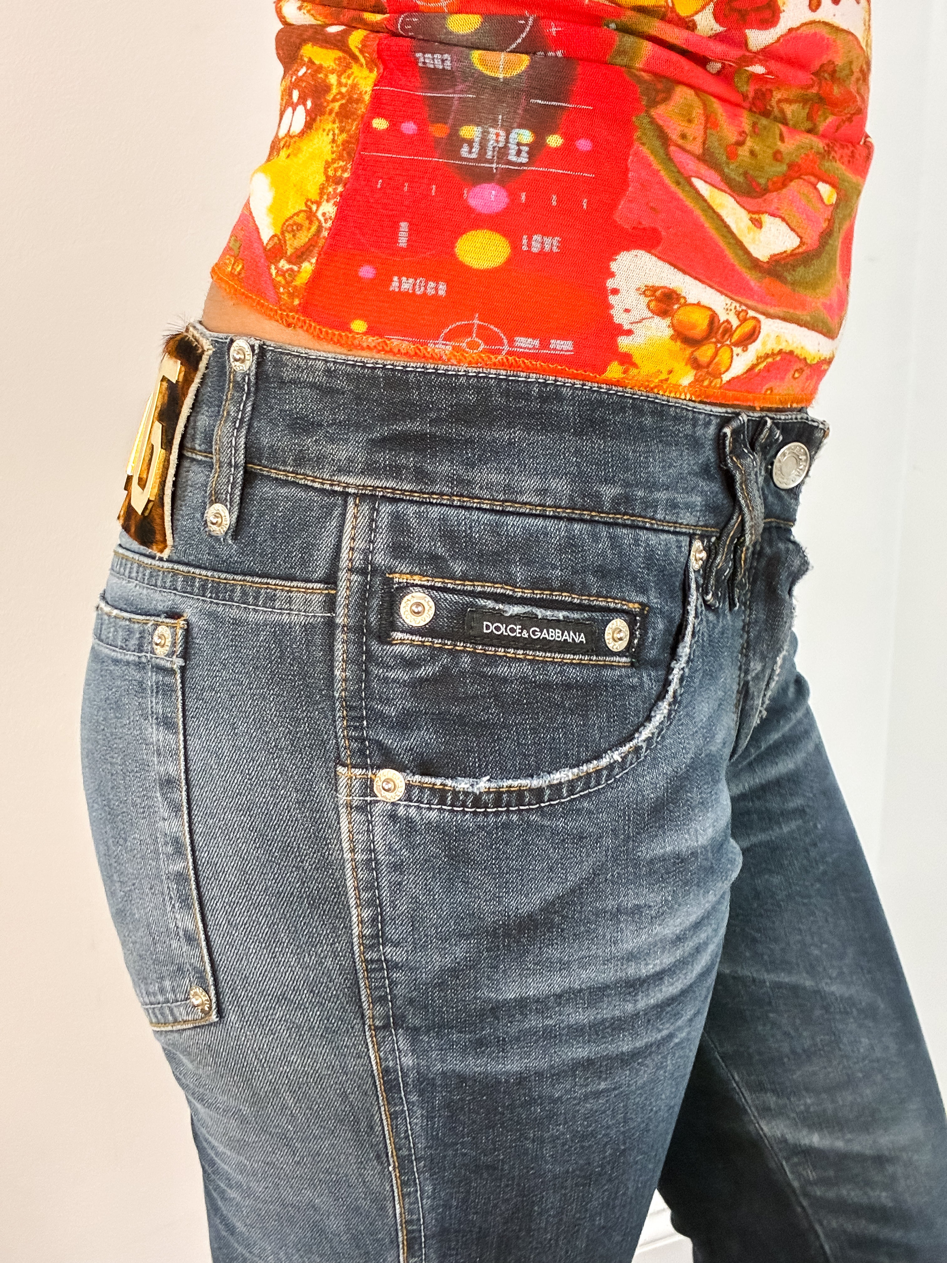 Dolce & Gabbana 2000s Dark Wash Capri Jeans - W26