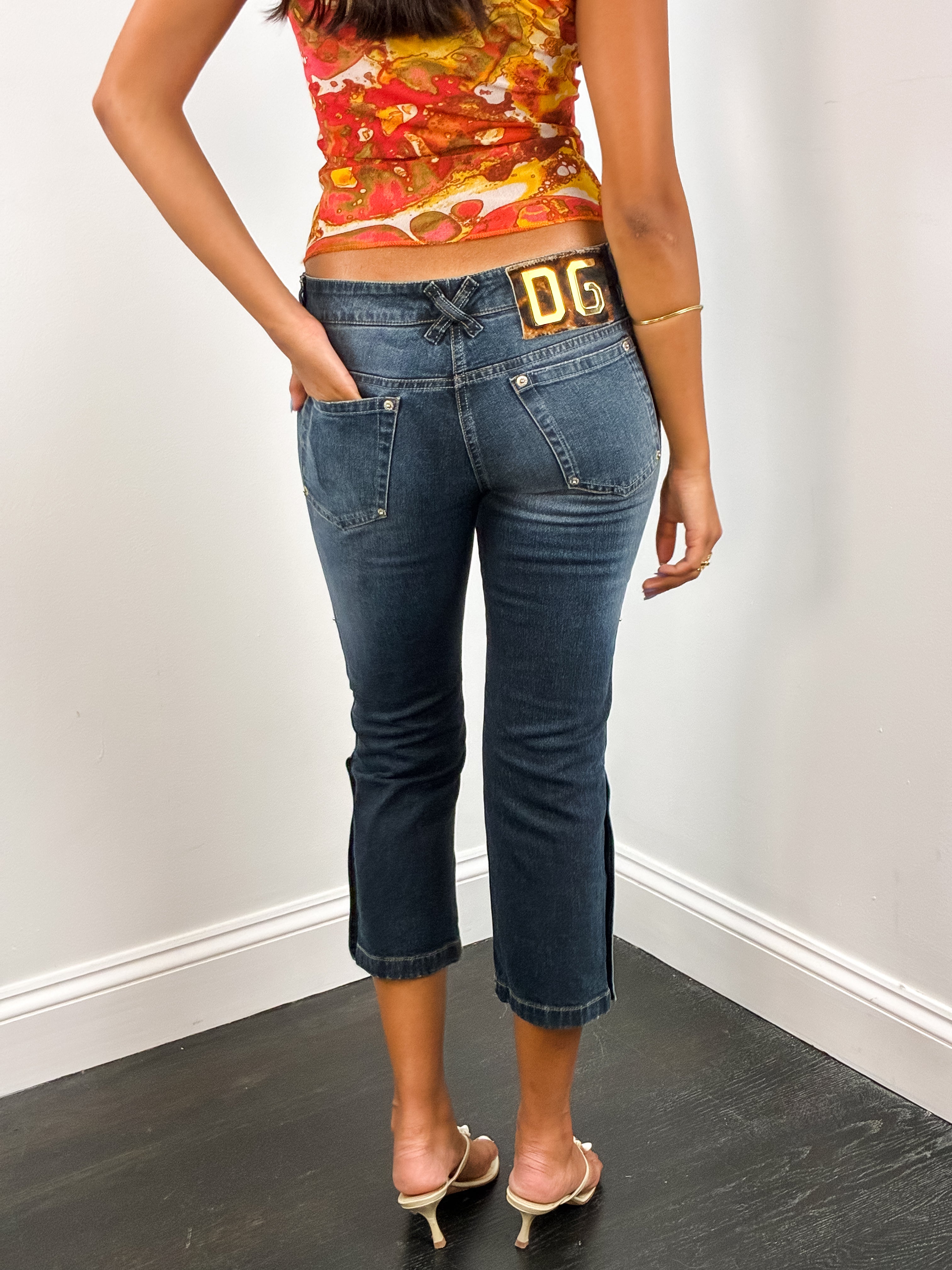 Dolce & Gabbana 2000s Dark Wash Capri Jeans - W26