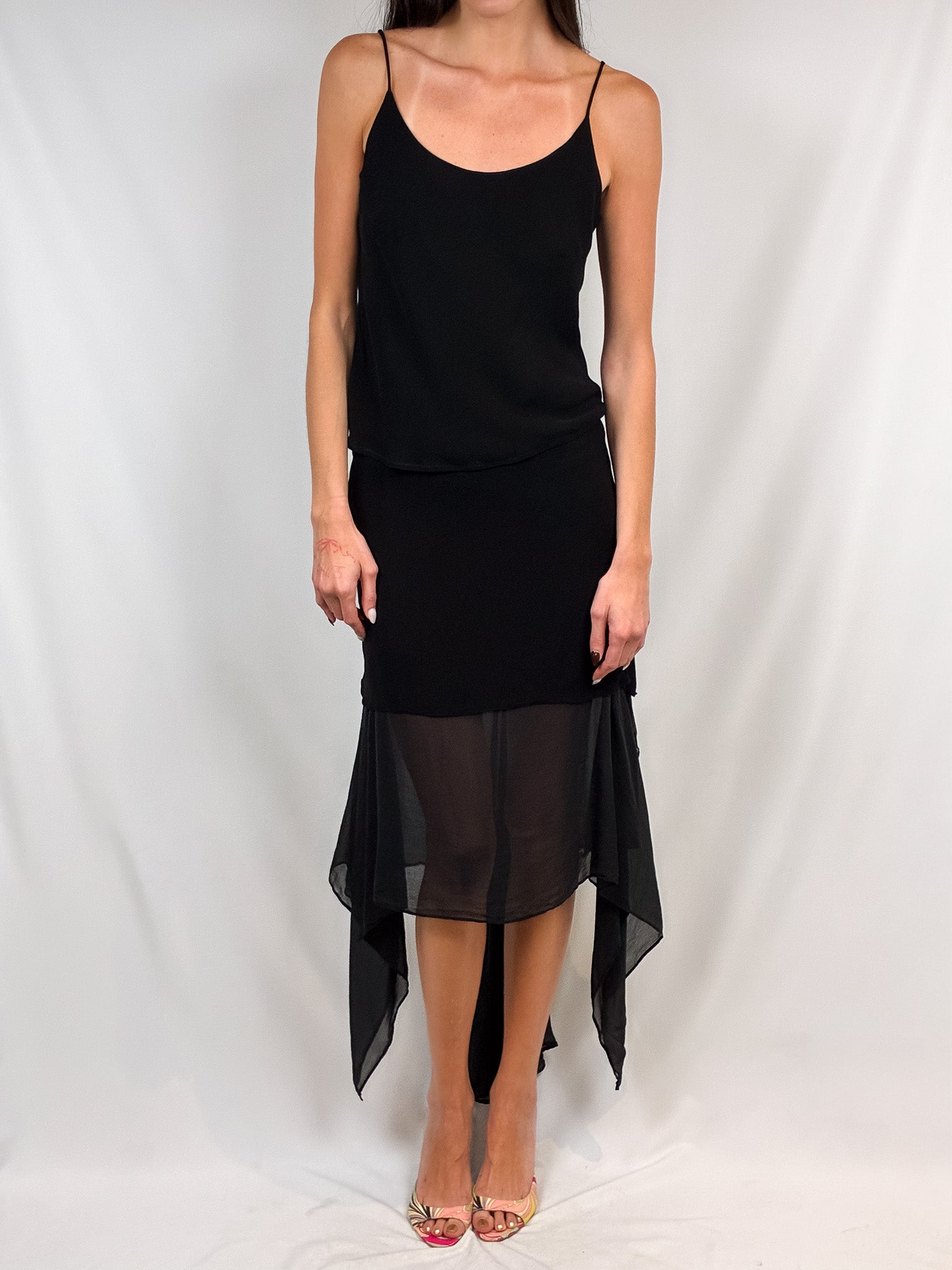 LIST Boutique 2000s Black Camisole & Handkerchief Skirt Set - M