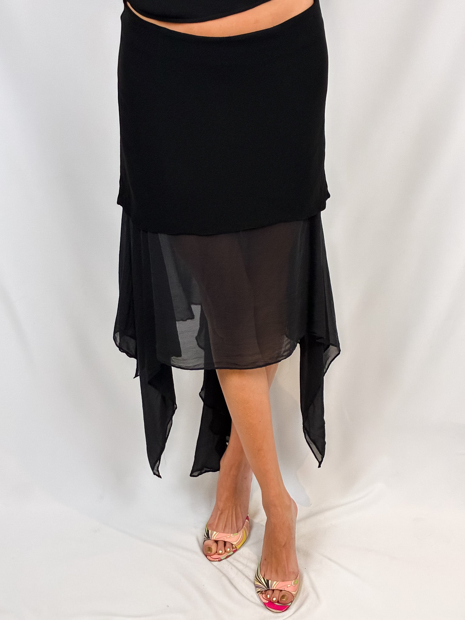 LIST Boutique 2000s Black Camisole & Handkerchief Skirt Set - M