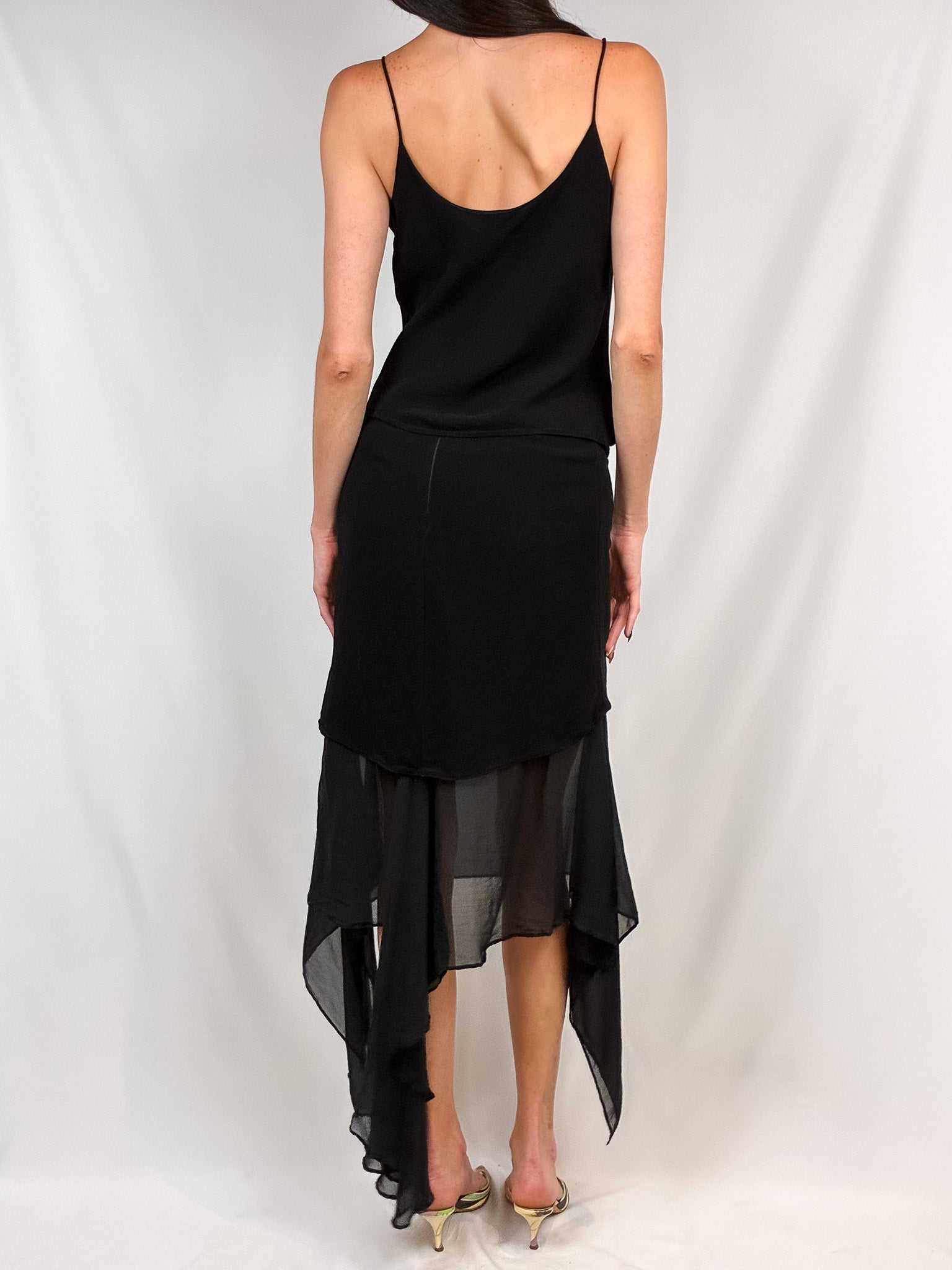 LIST Boutique 2000s Black Camisole & Handkerchief Skirt Set - M