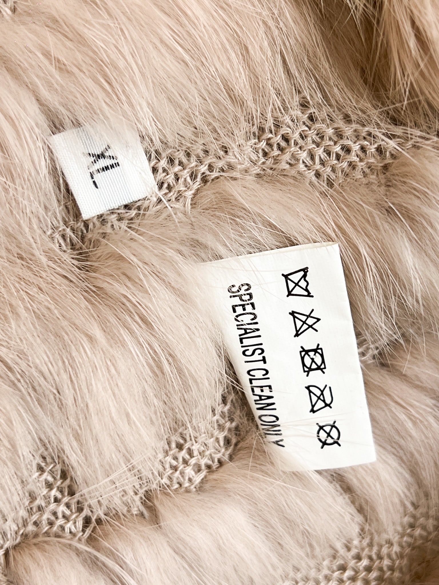 Luca Giordani 2000s Beige Rabbit Fur Knit Poncho - OS