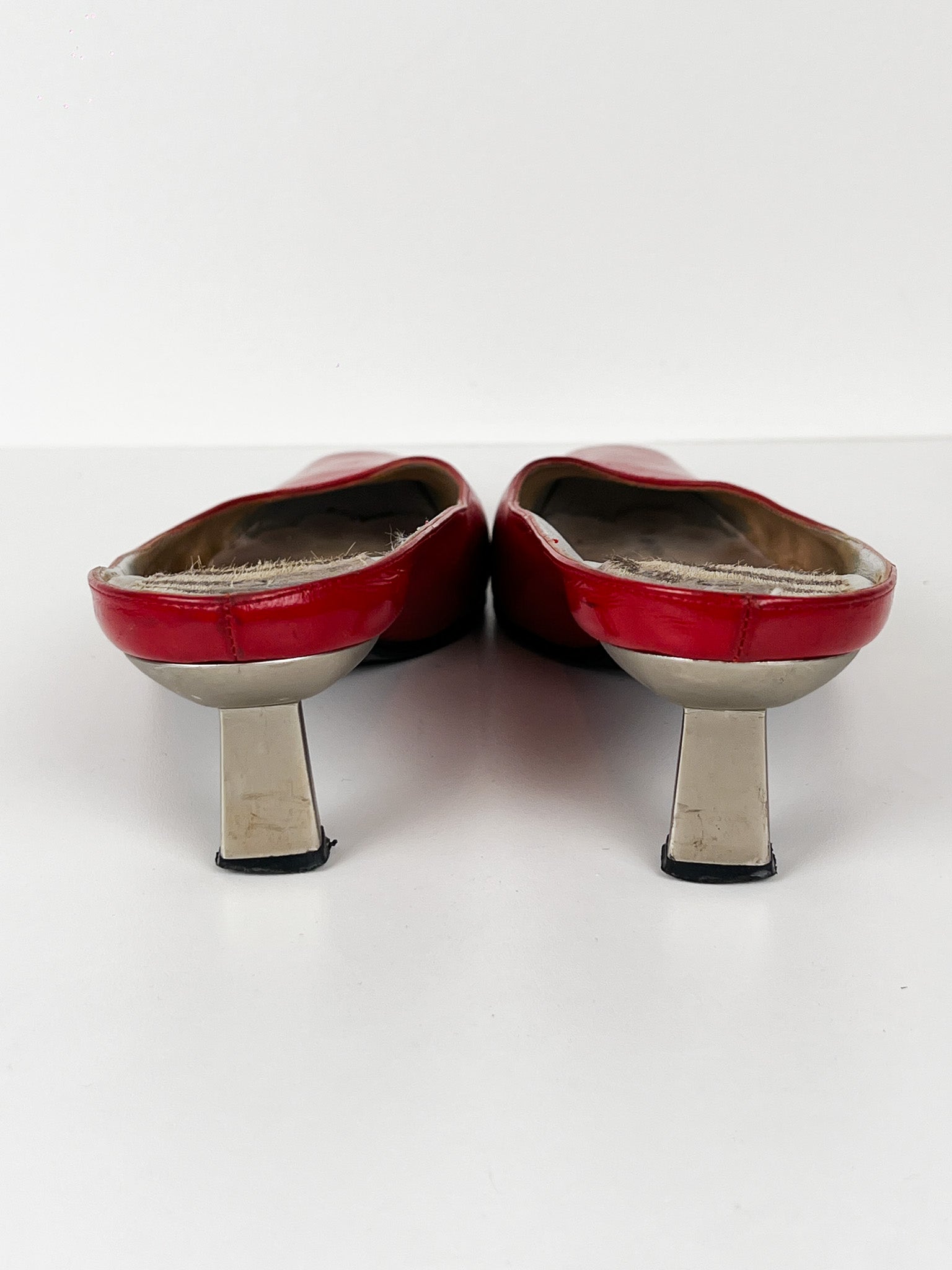 Vicini 2000s Red Leather Square Toe Kitten Heel Mules - EU 37